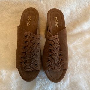 Michael Kors size 7 chunky heel